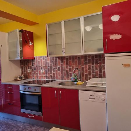 Apartments Jelena Перой Екстериор снимка