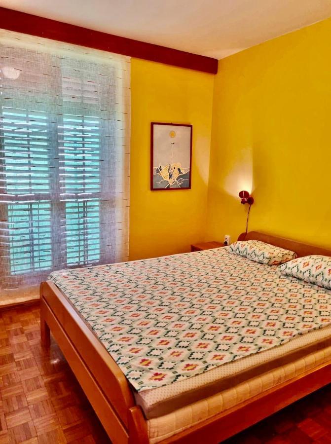 Apartments Jelena Перой Екстериор снимка